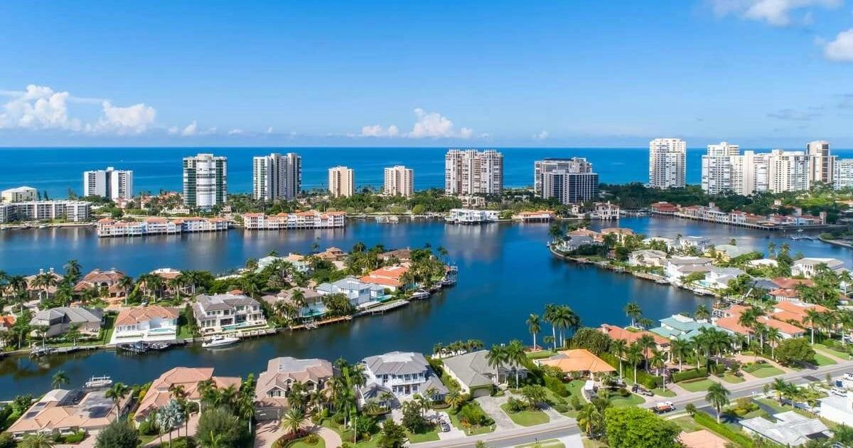 history of park shore neighborhood in naples florida