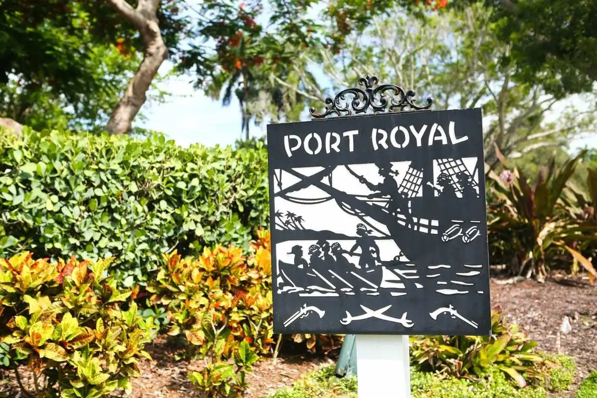 Tips For Moving To Port Royal Sign Board