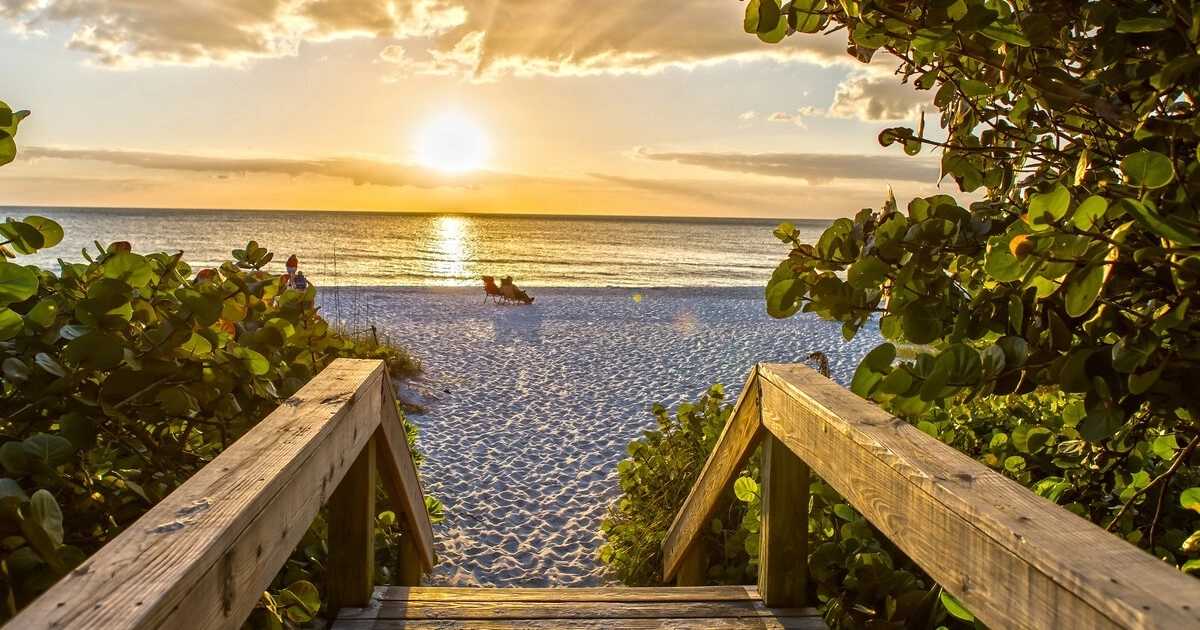 Luxury Properties Market Report Feb 2022