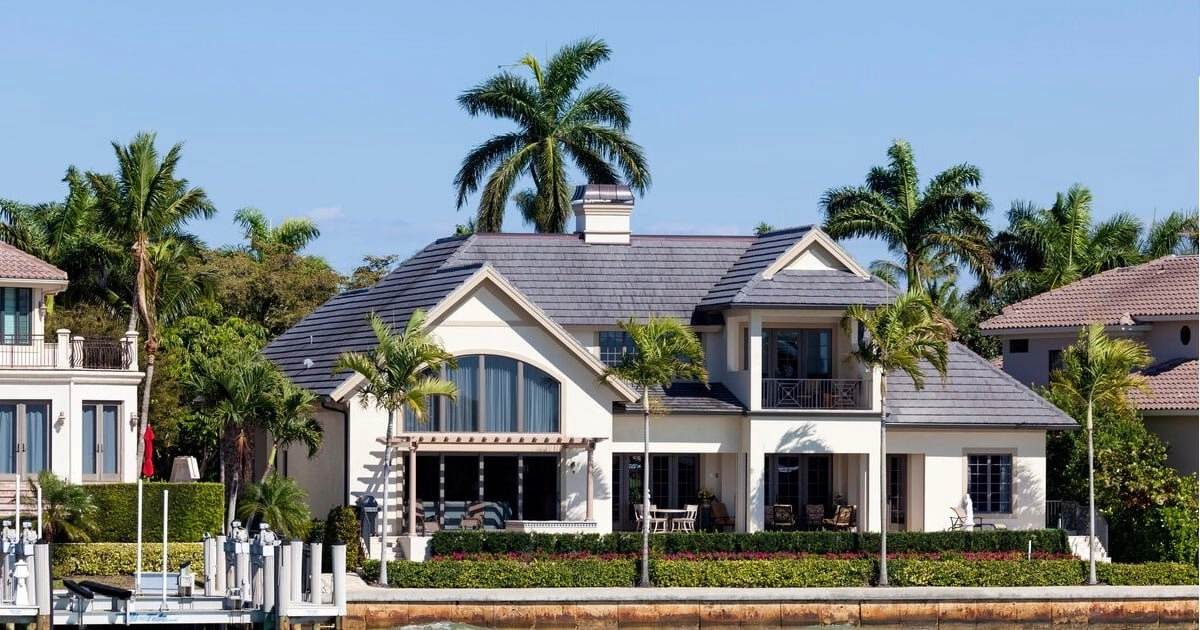 Luxury Properties Market Report March 2022