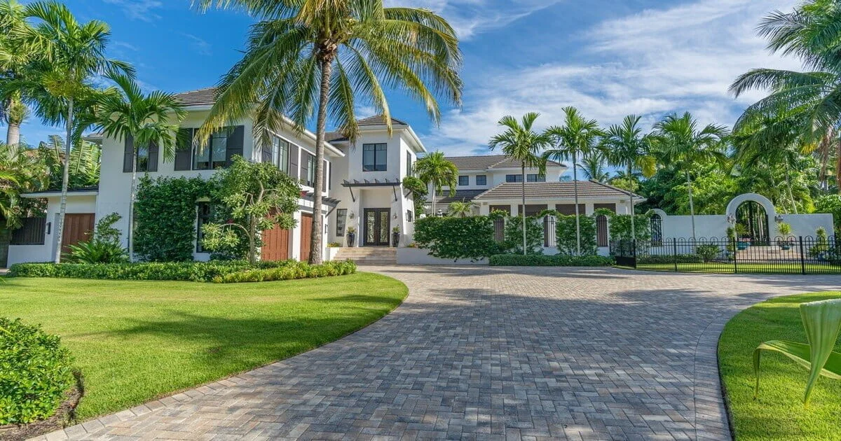 Luxury Properties Market Report September 2022