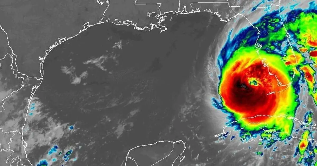 Newsletter image of hurricane Ian moving towards Southwest Florida