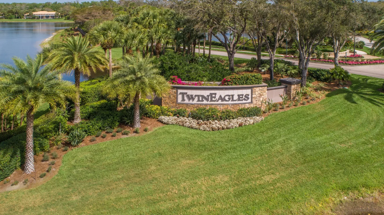 Twin Eagles Naples Sign