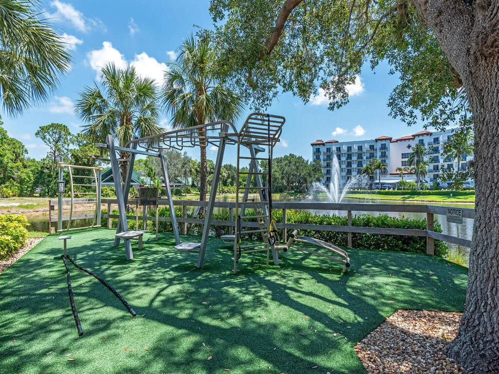 Naples-Florida-Pelican-Bay-Condos-and-Golf-Course