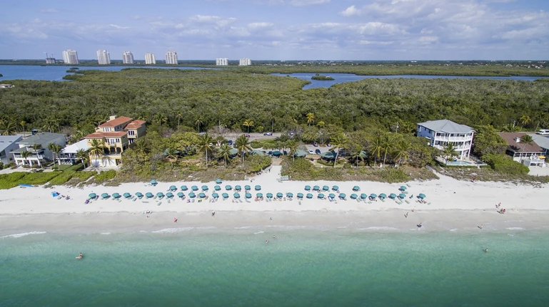 bonita-bay-amenities-bonita-beach-club