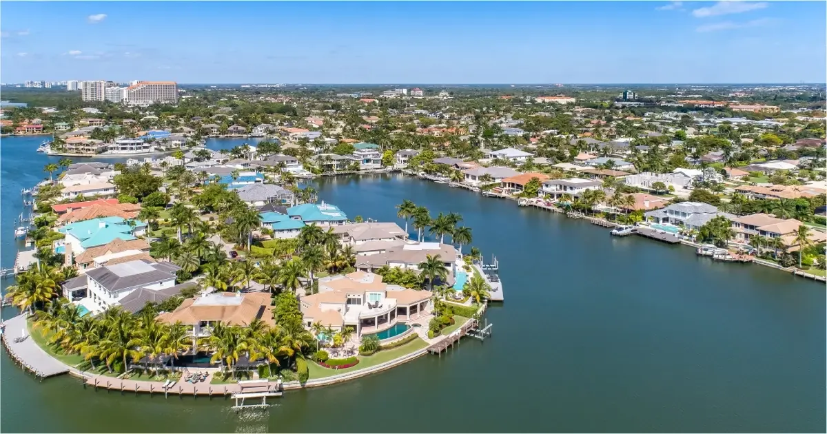 park shore waterfront exterior naples aerial (1) (1) Park Shore, Naples, FL