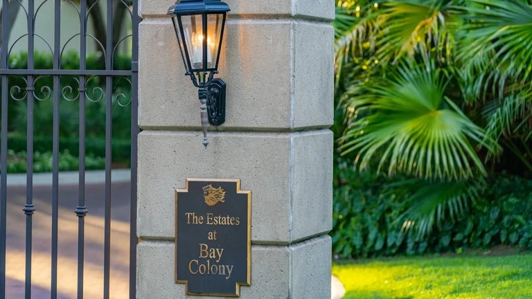 estates-at-bay-colony-naples-fl