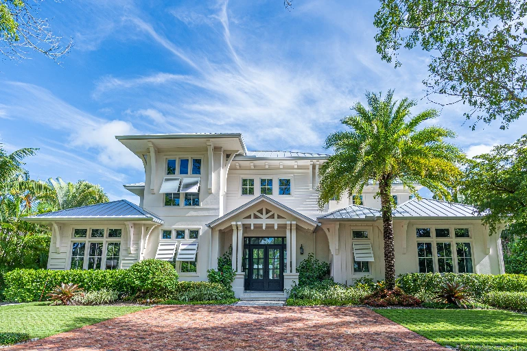 aqualane-shores-home-exterior