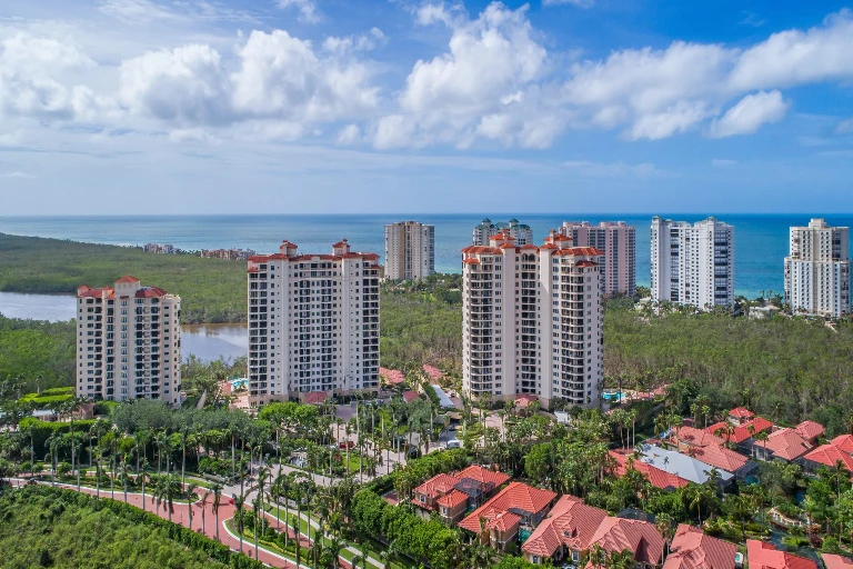 bay-colony-naples-condominiums